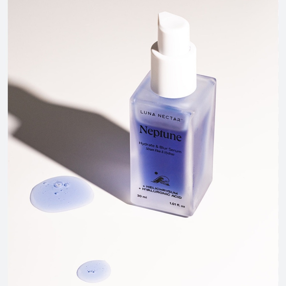 Luna Nectar Neptune Hyaluronic Acid Hydrate & Blur Serum ~ New in box ~ 30 ml
